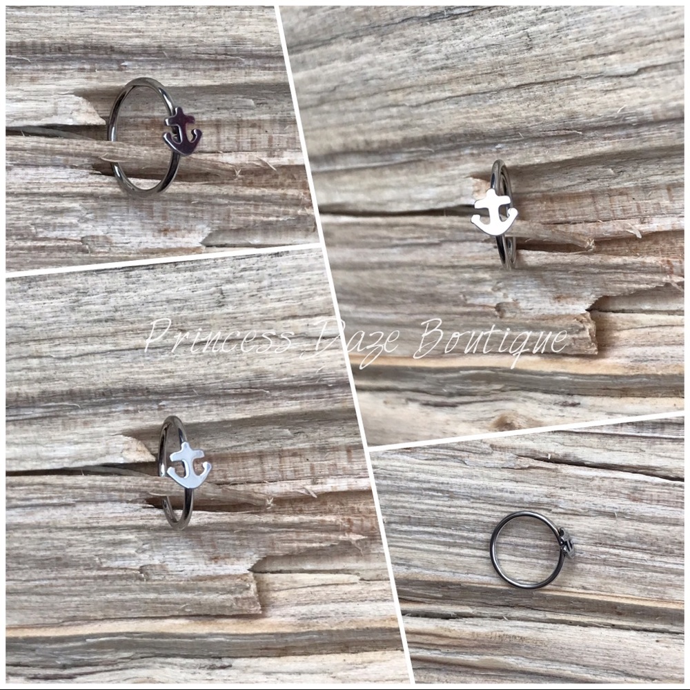 Silver Anchor Nose Hoop‎